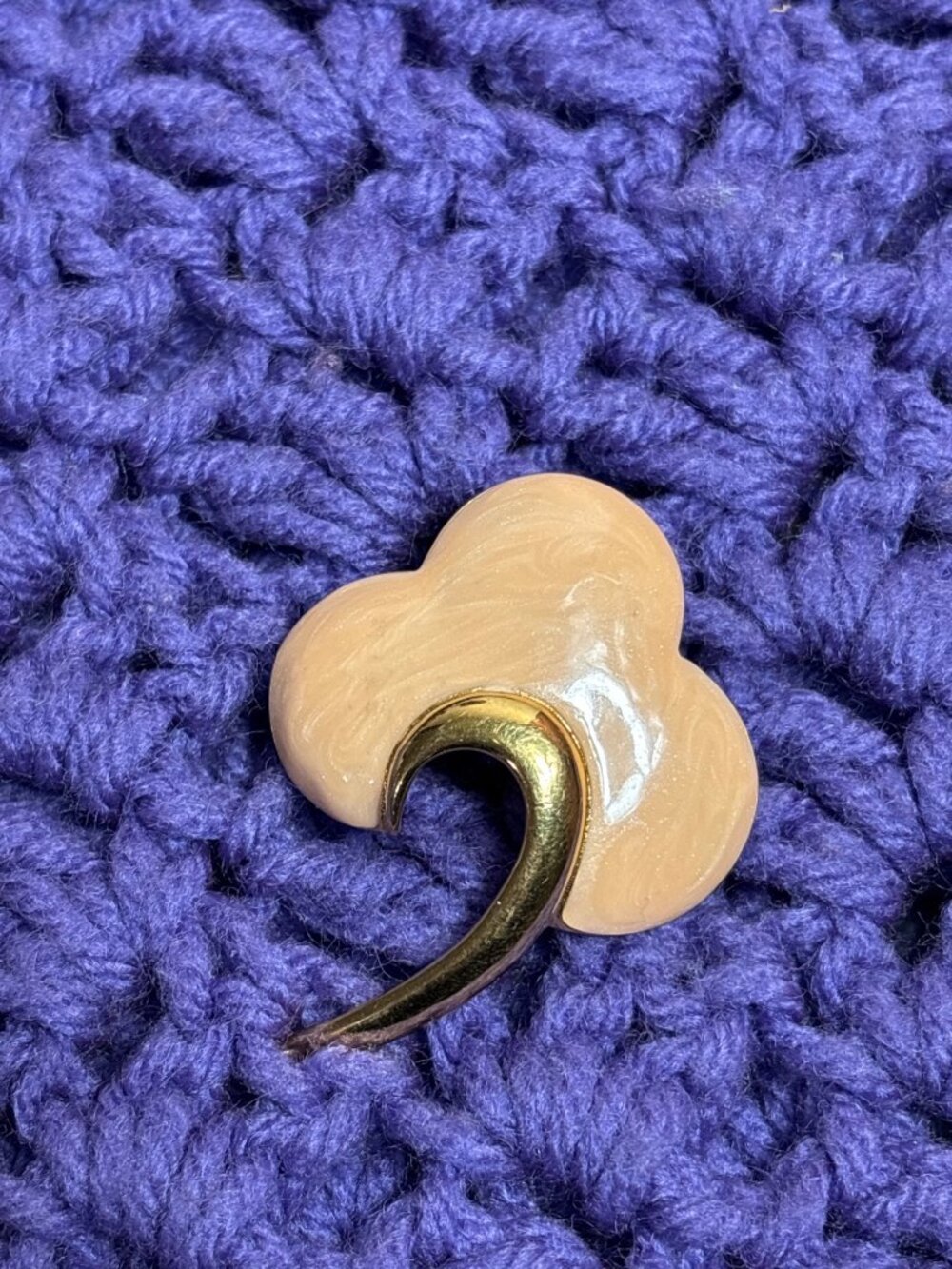 Vintage Monet Clover Brooch Goldtone Cream Enamel 2 inches